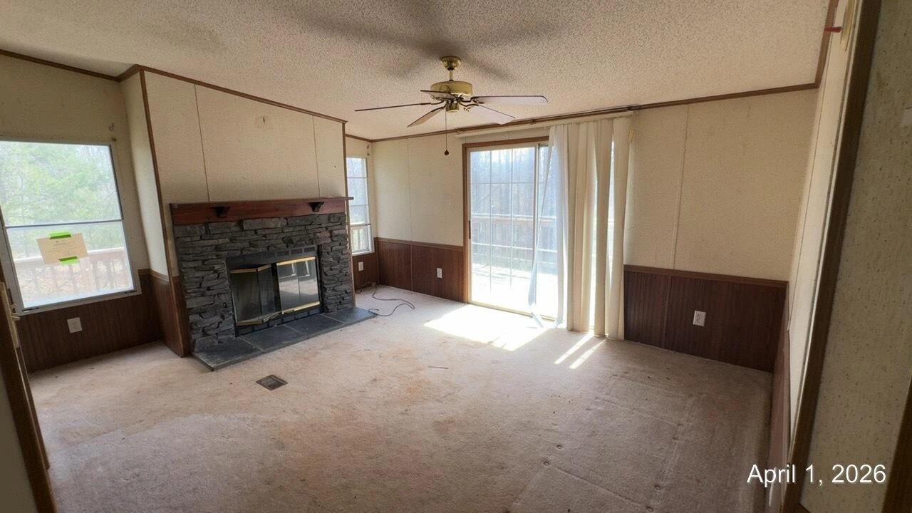 108 Cherokee LN - Photo 2