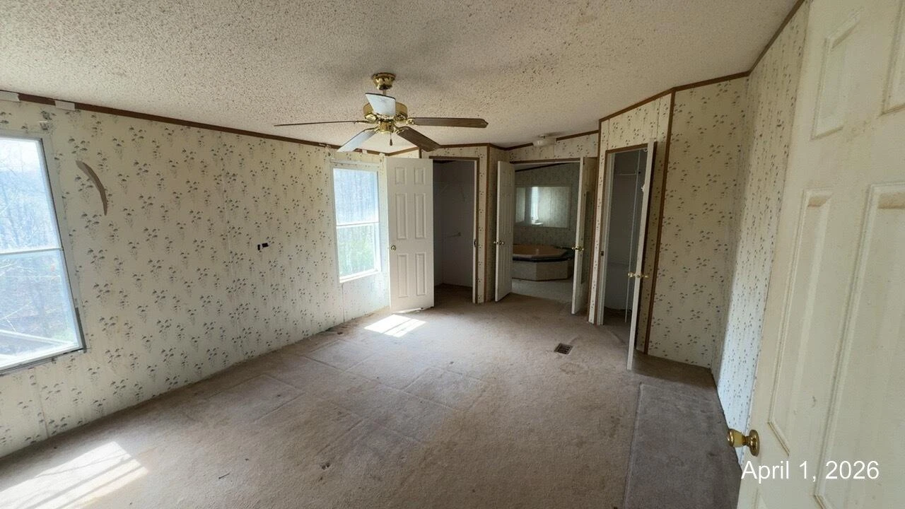 108 Cherokee LN - Photo 5