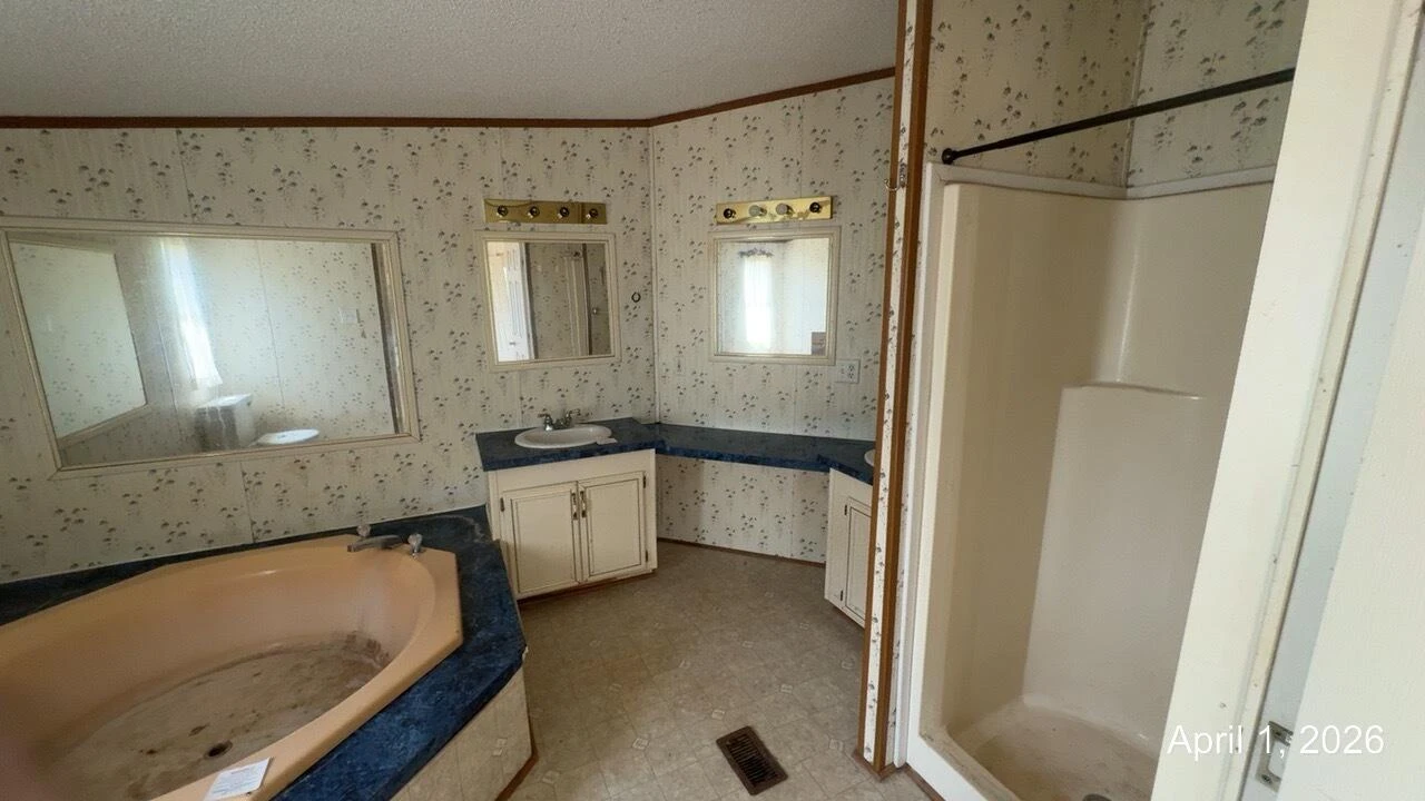 108 Cherokee LN - Photo 6