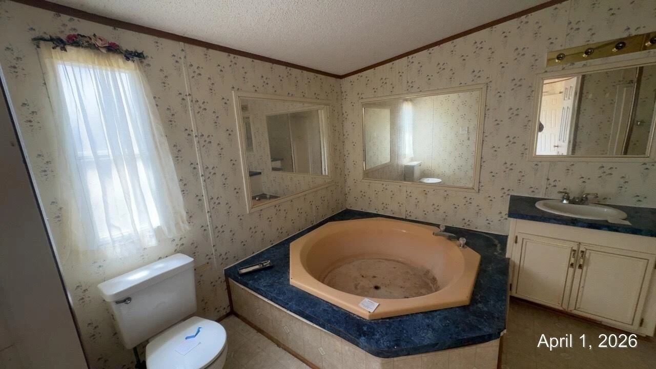108 Cherokee LN - Photo 7