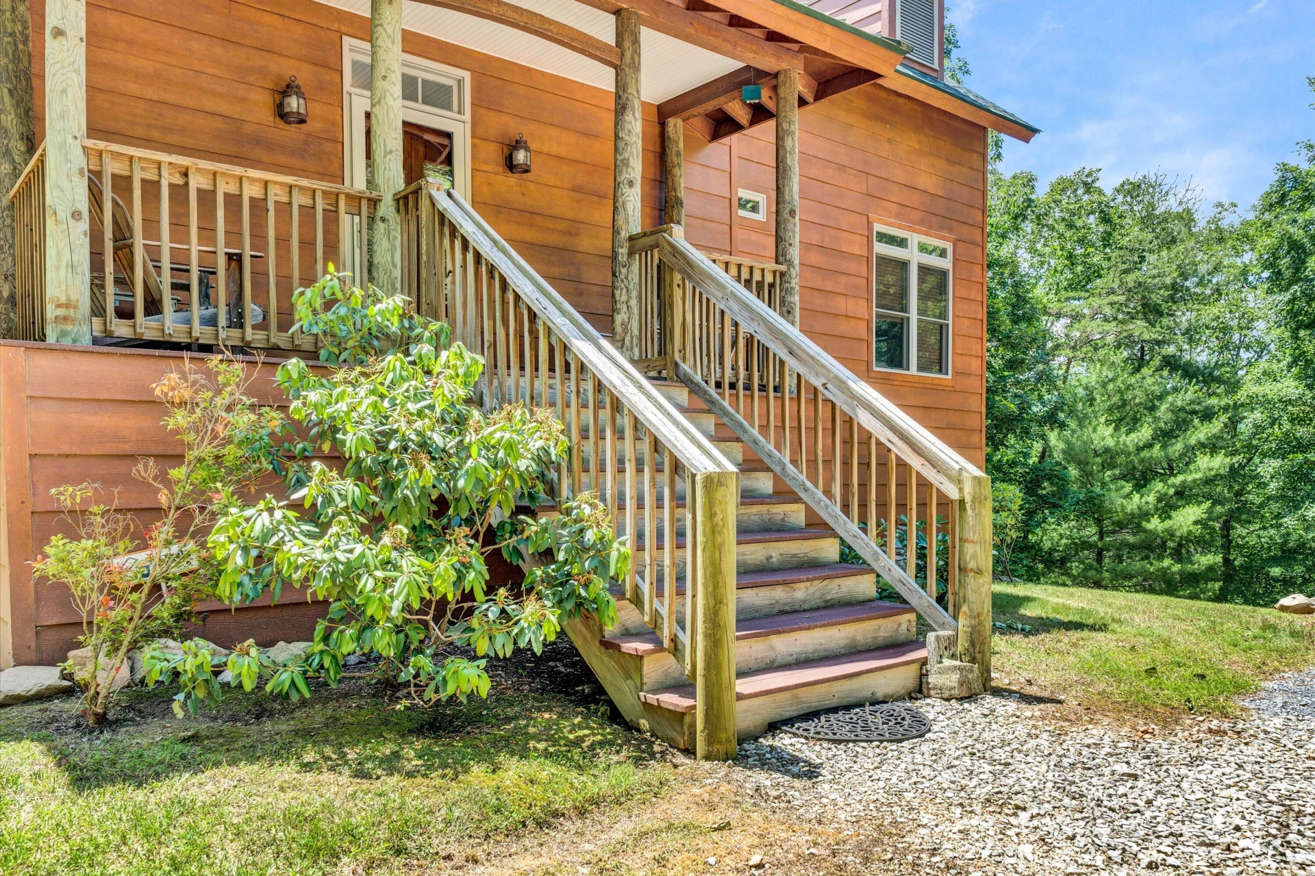426 Ezra DR - Photo 2