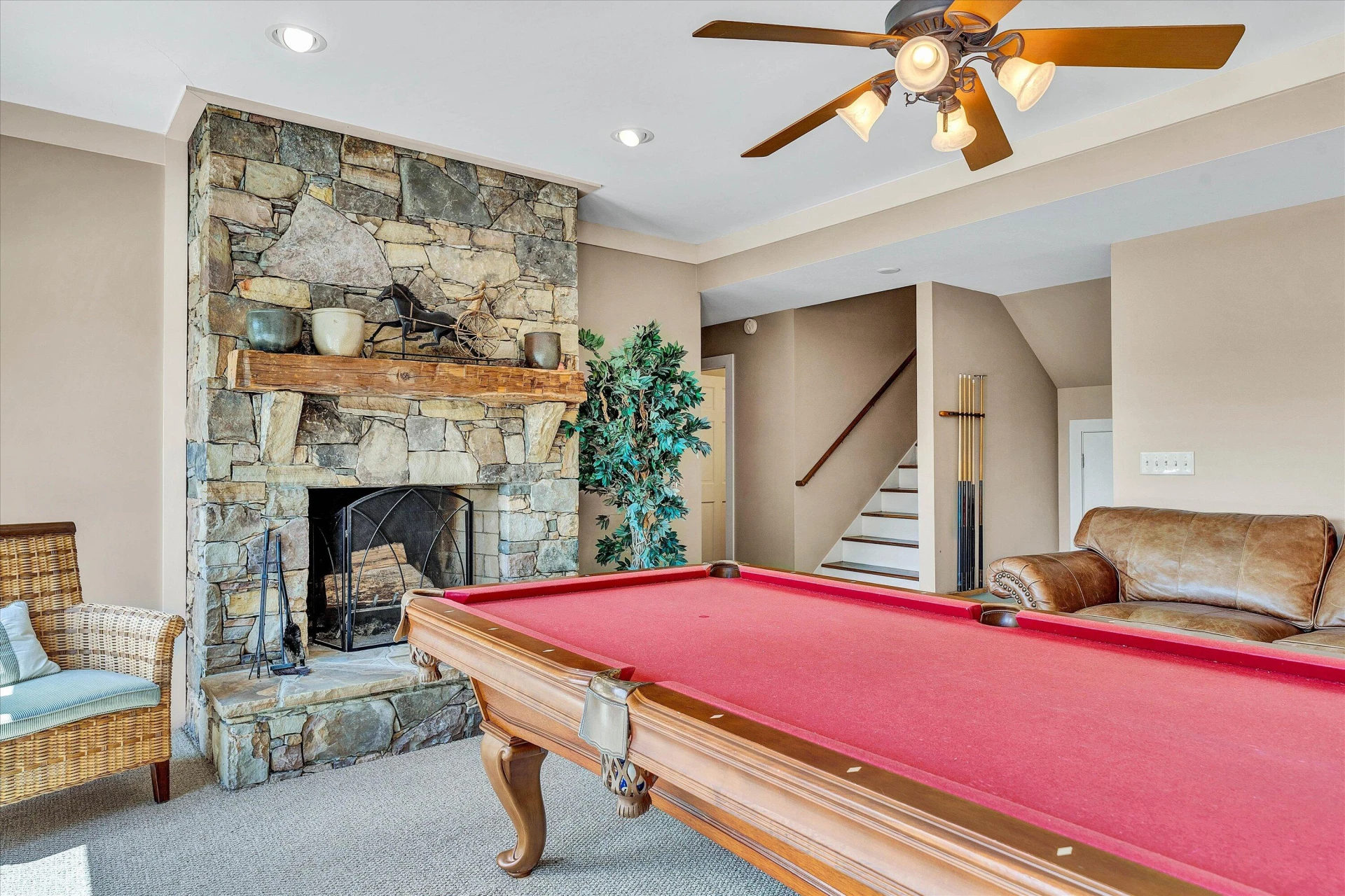 426 Ezra DR - Photo 37