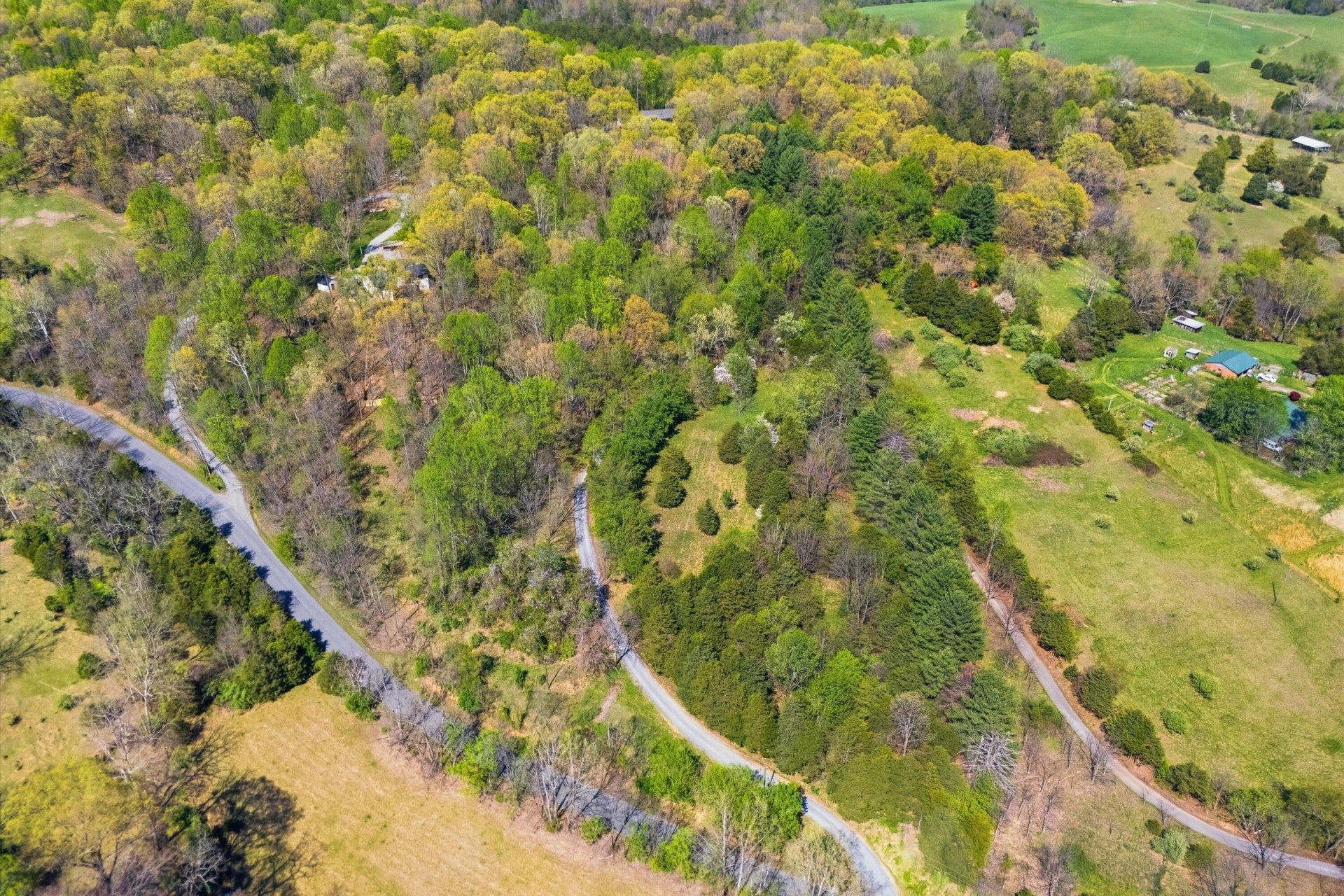 1124 Old Hollow RD - Photo 65