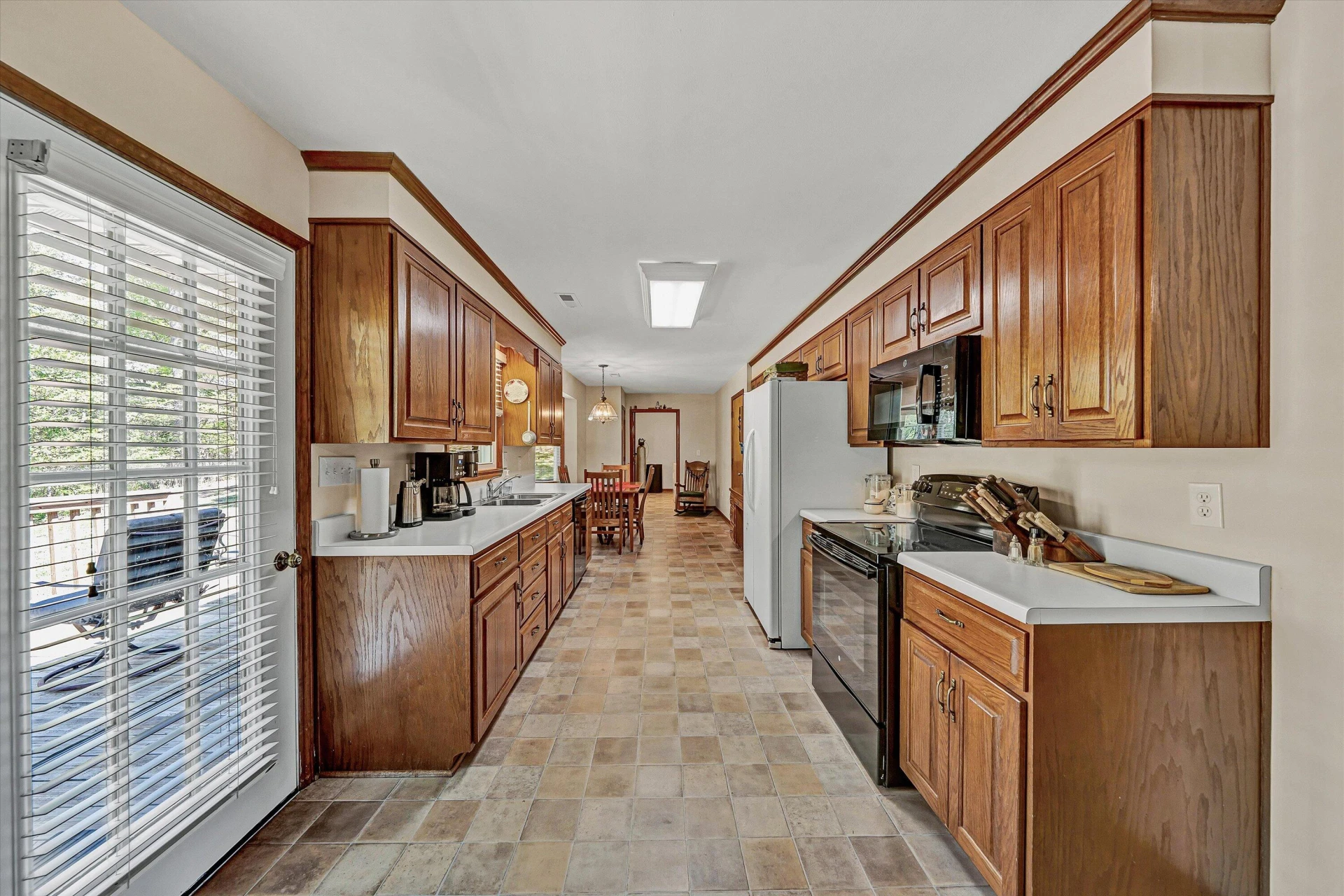 229 Normans LN - Photo 12