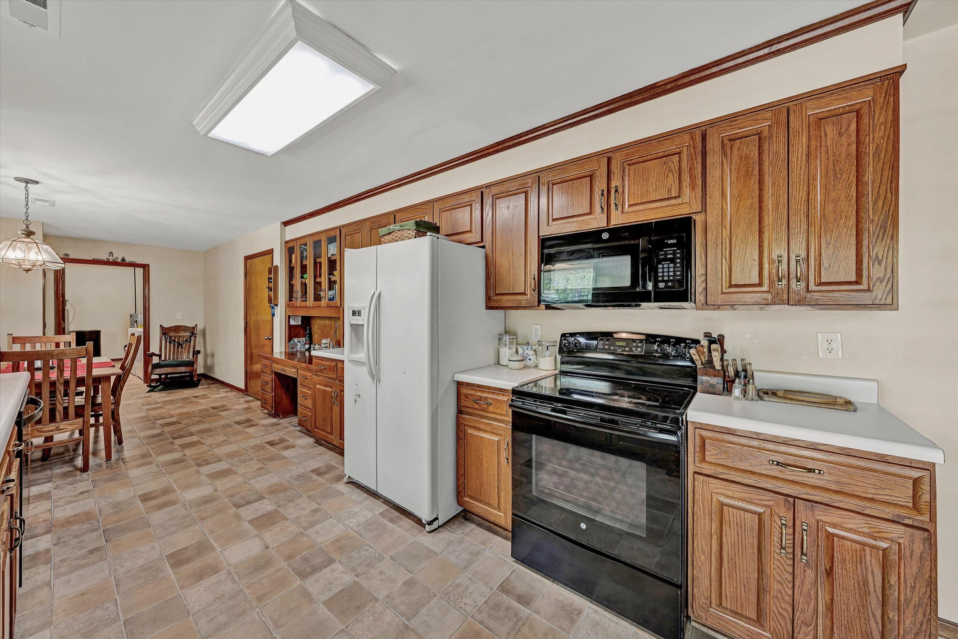229 Normans LN - Photo 13