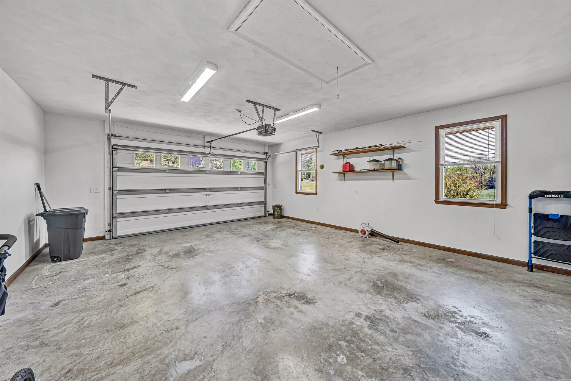 229 Normans LN - Photo 17