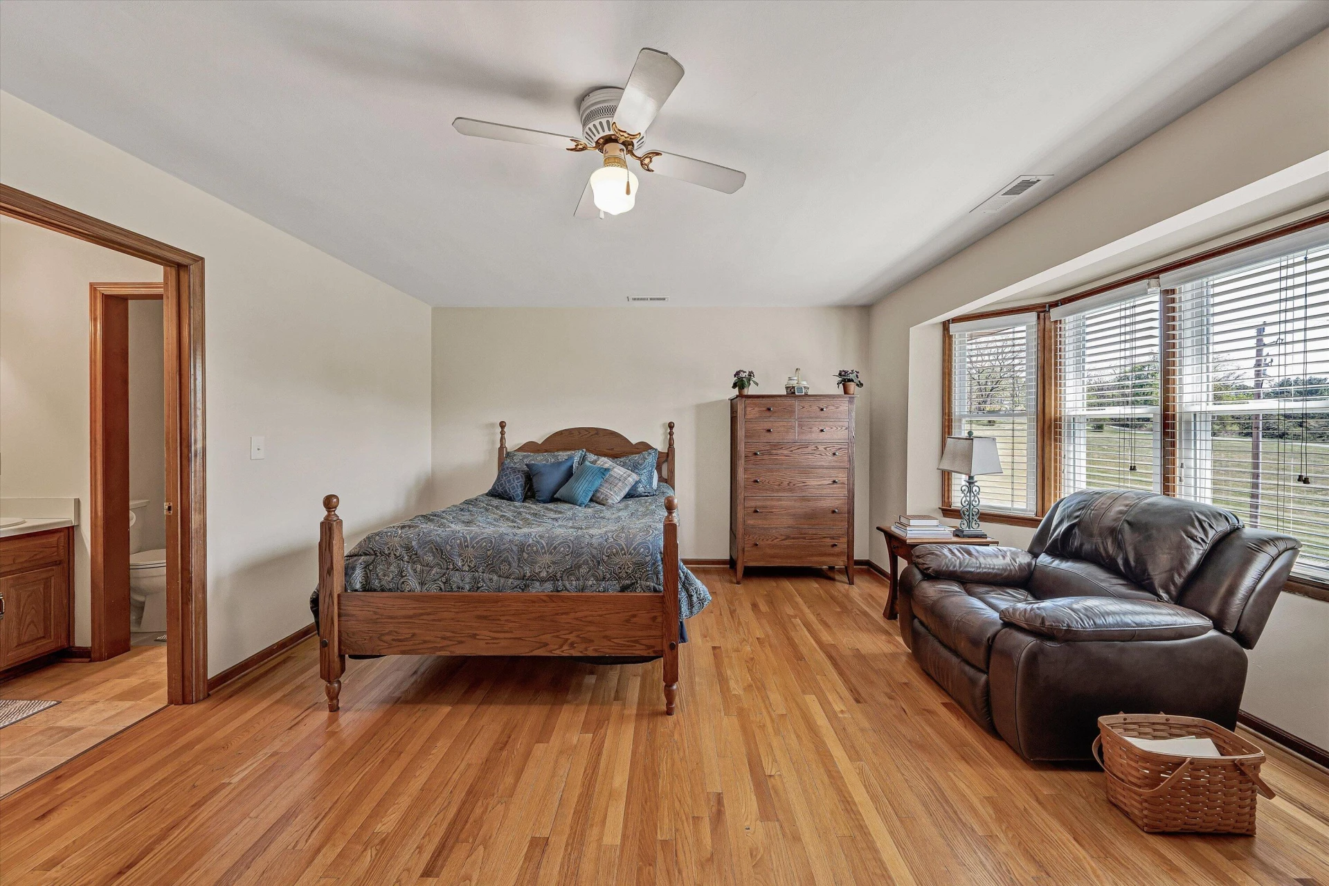 229 Normans LN - Photo 20