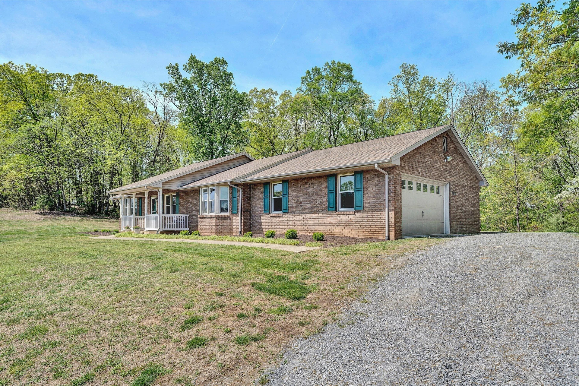 229 Normans LN - Photo 3