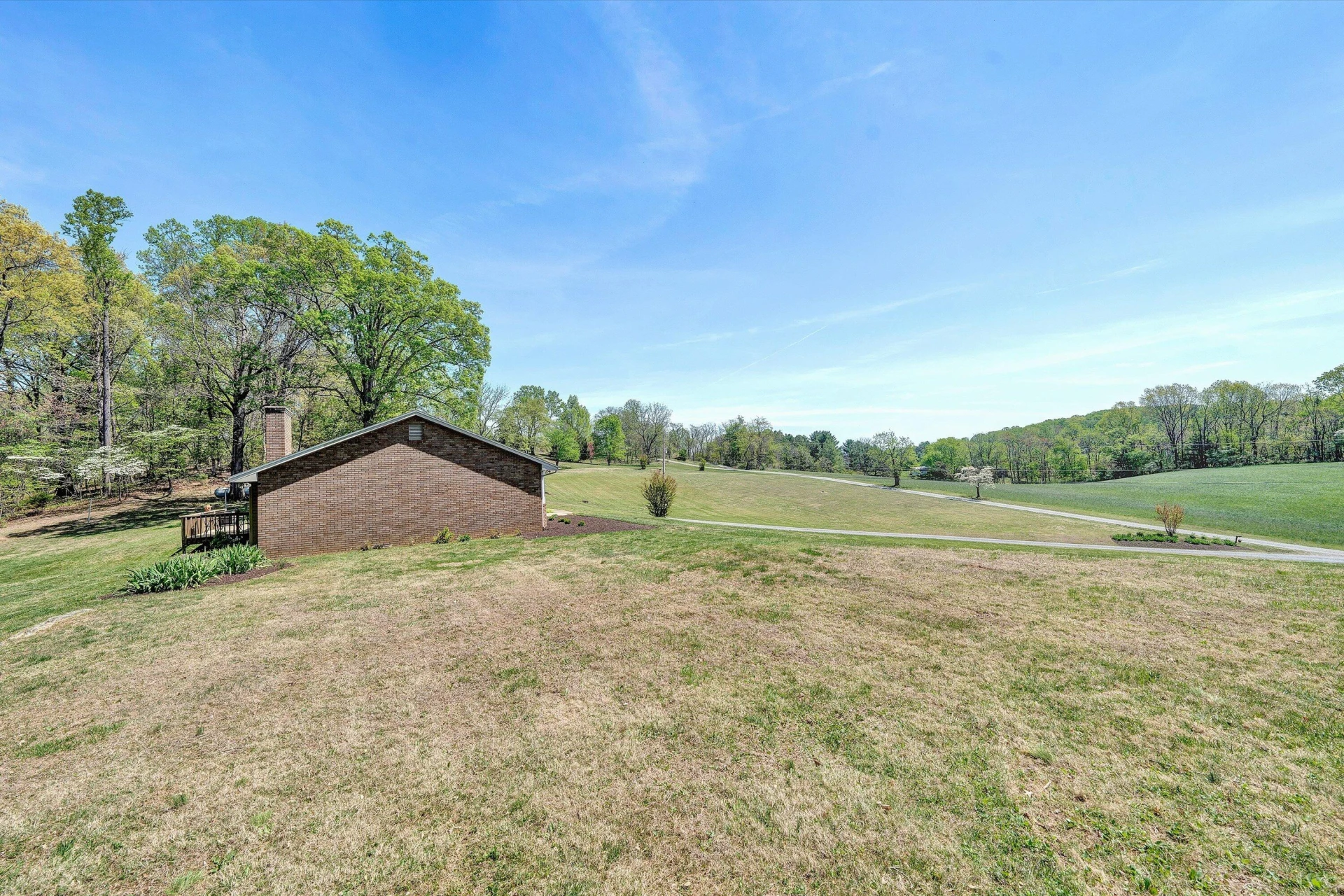 229 Normans LN - Photo 33