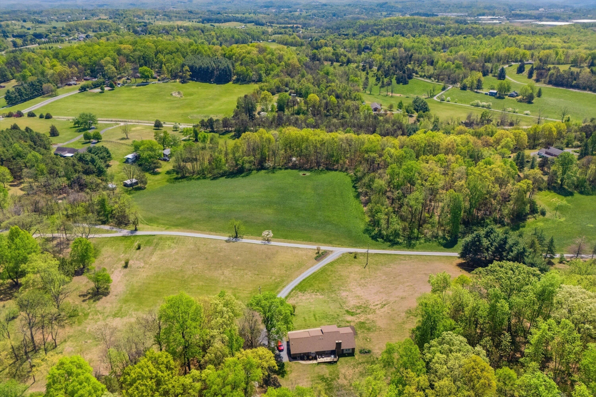 229 Normans LN - Photo 38