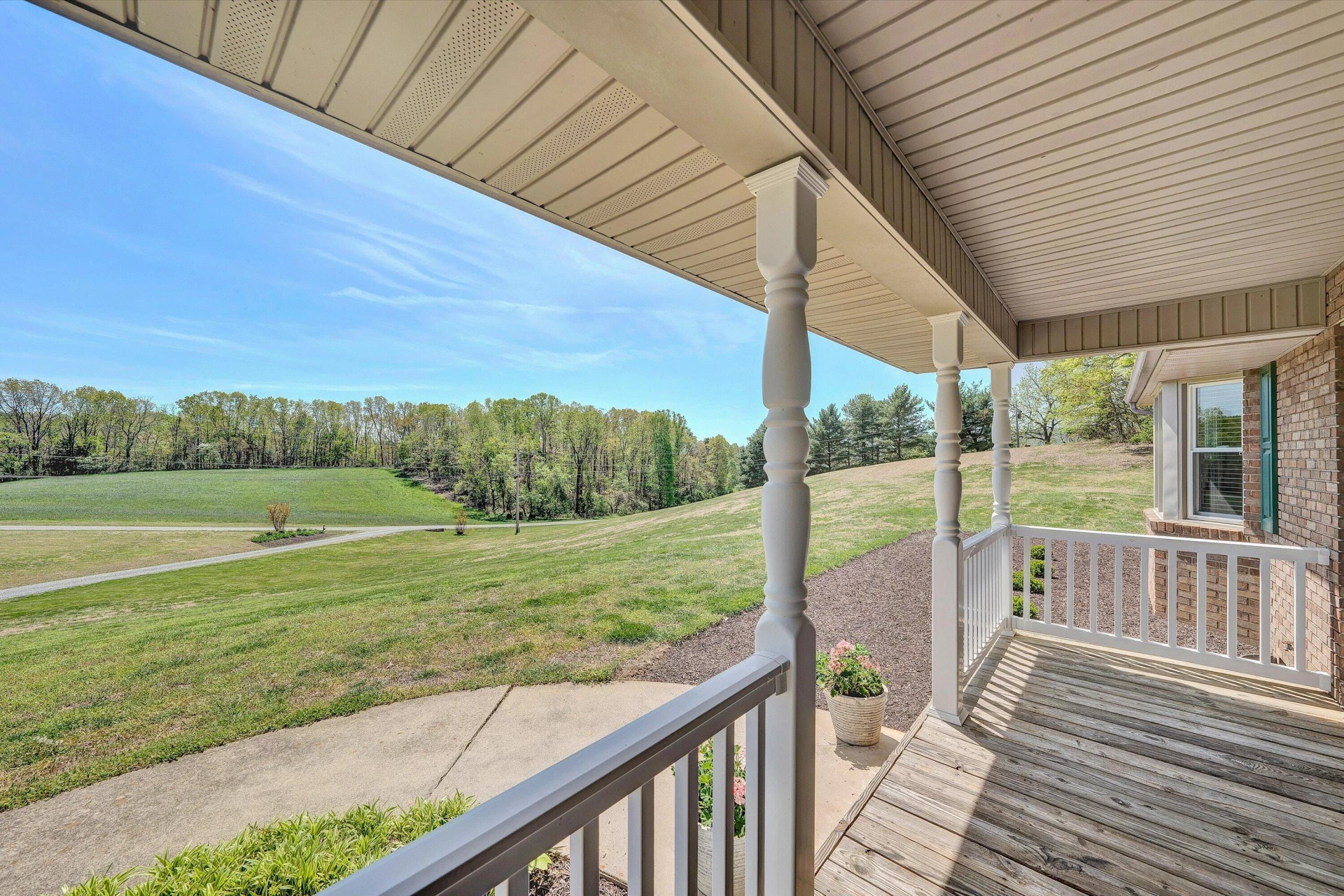229 Normans LN - Photo 6