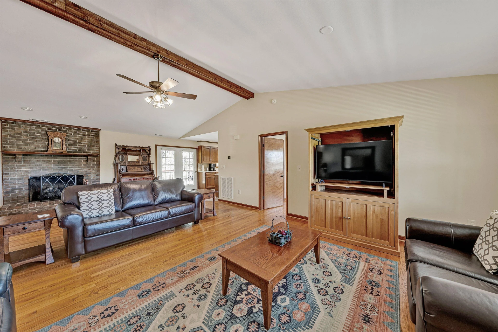 229 Normans LN - Photo 8