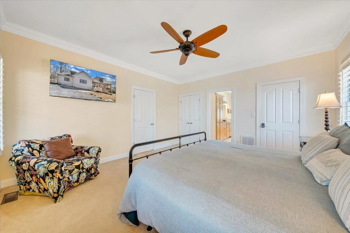 115 Hemlock DR - Photo 27