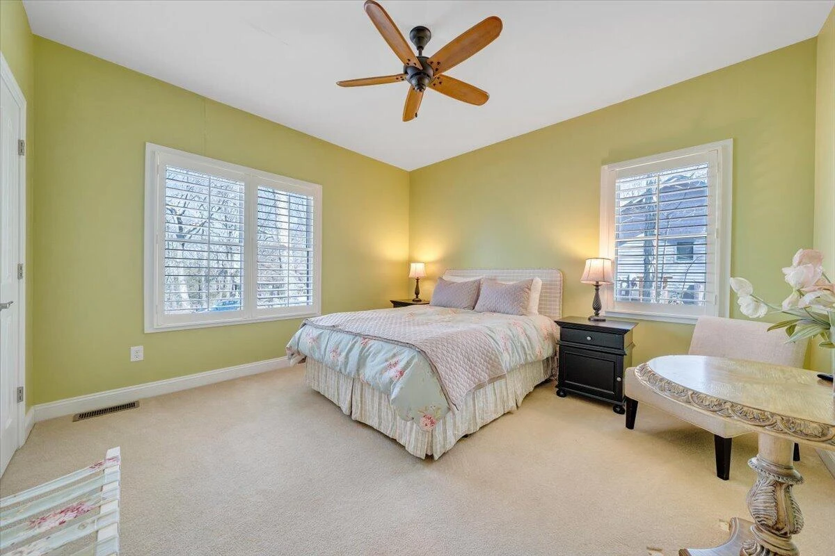 115 Hemlock DR - Photo 38