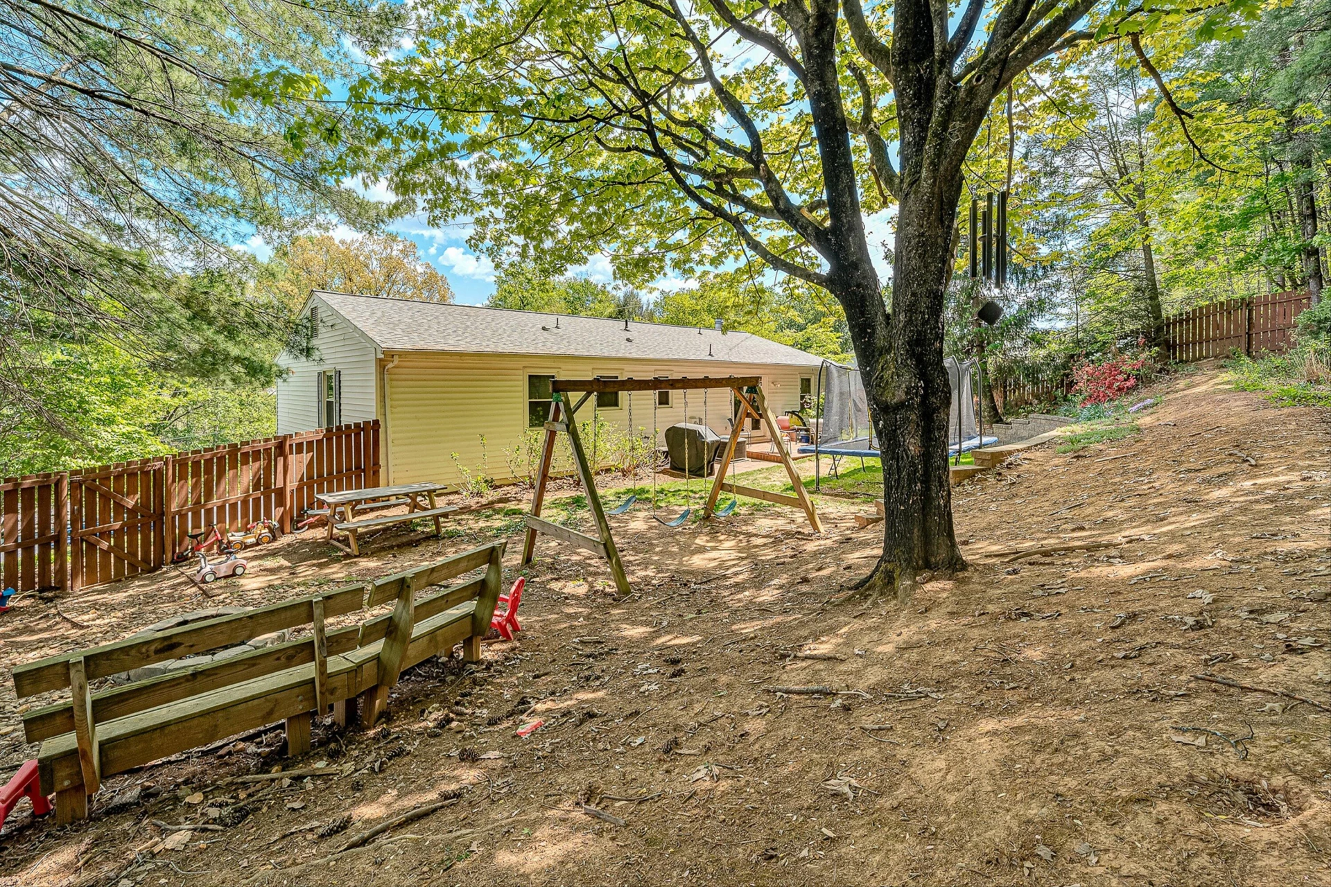 2738 Bobwhite DR - Photo 35