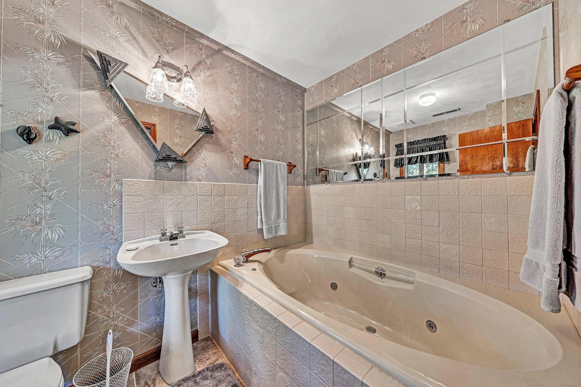 1527 Quail DR - Photo 32
