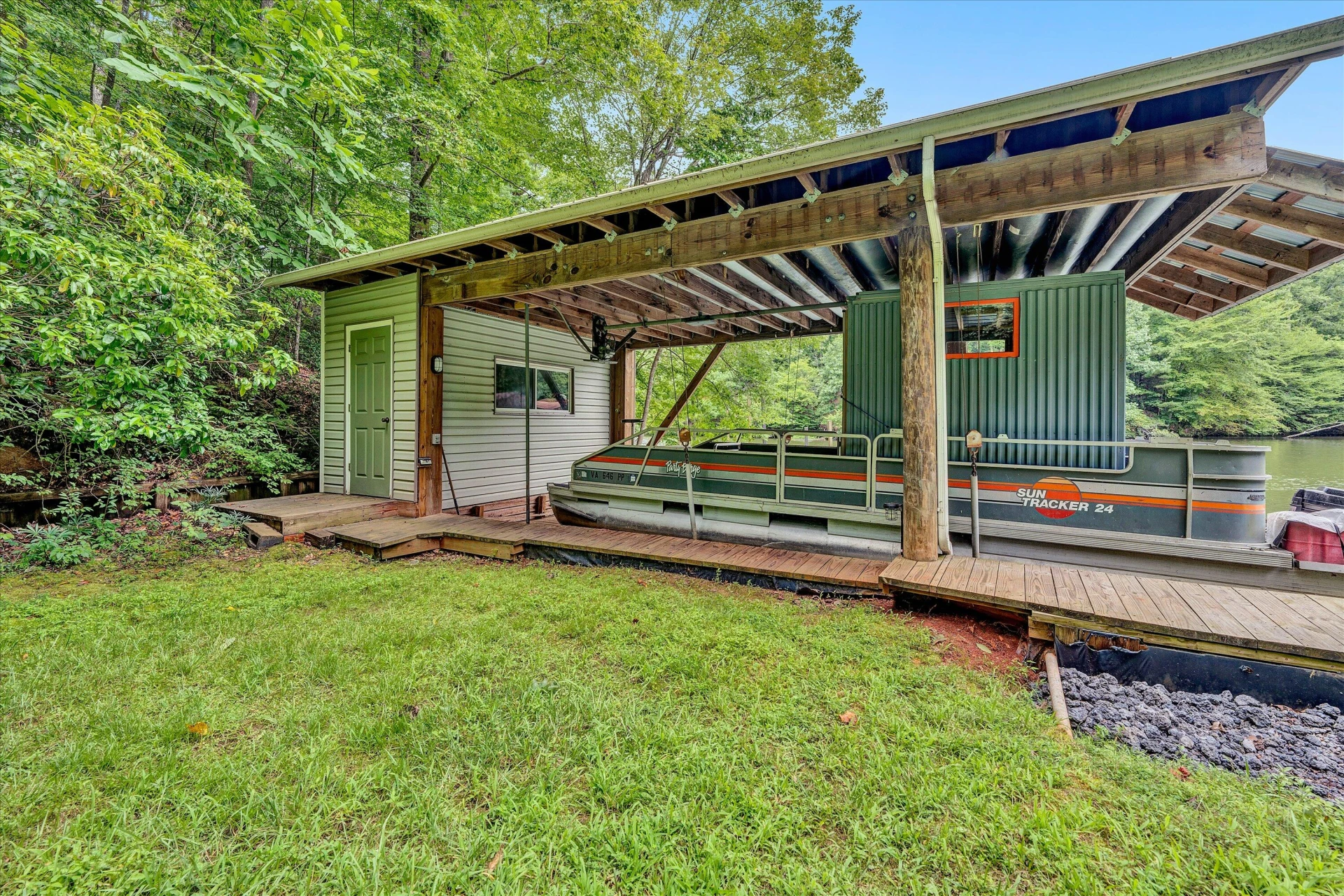 1527 Quail DR - Photo 44