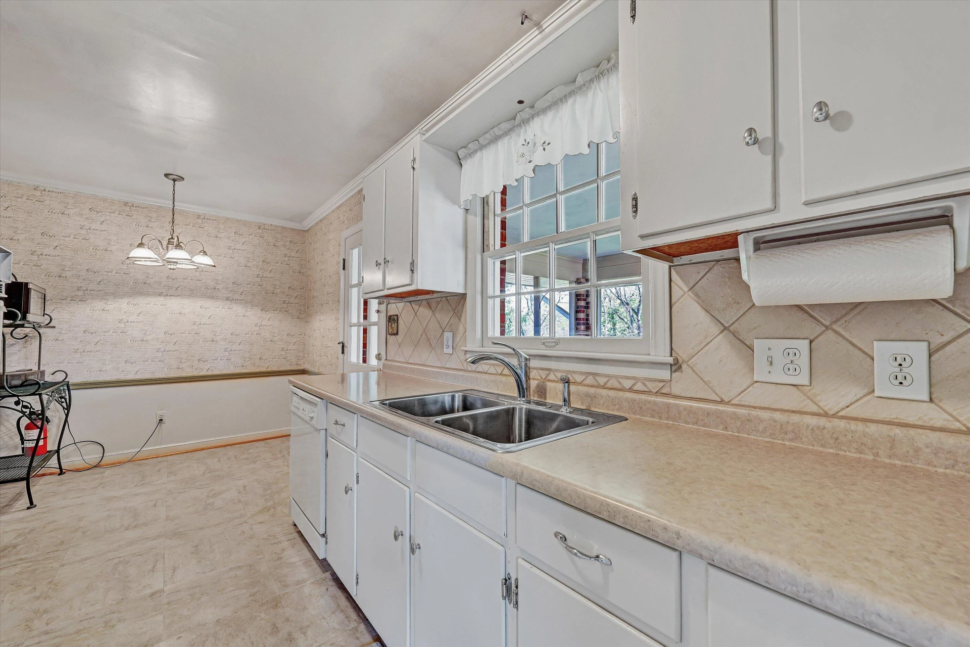 3320 Melody AVE - Photo 12
