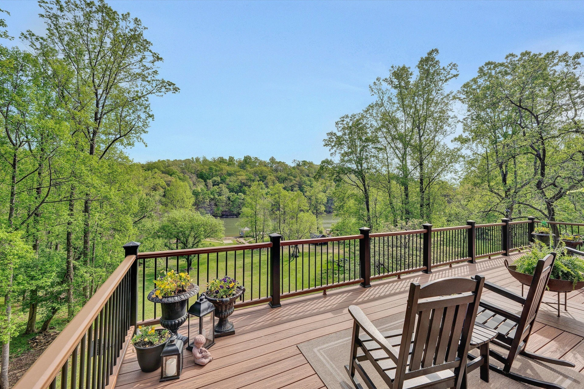 540 Lakeshore Terrace RD - Photo 37
