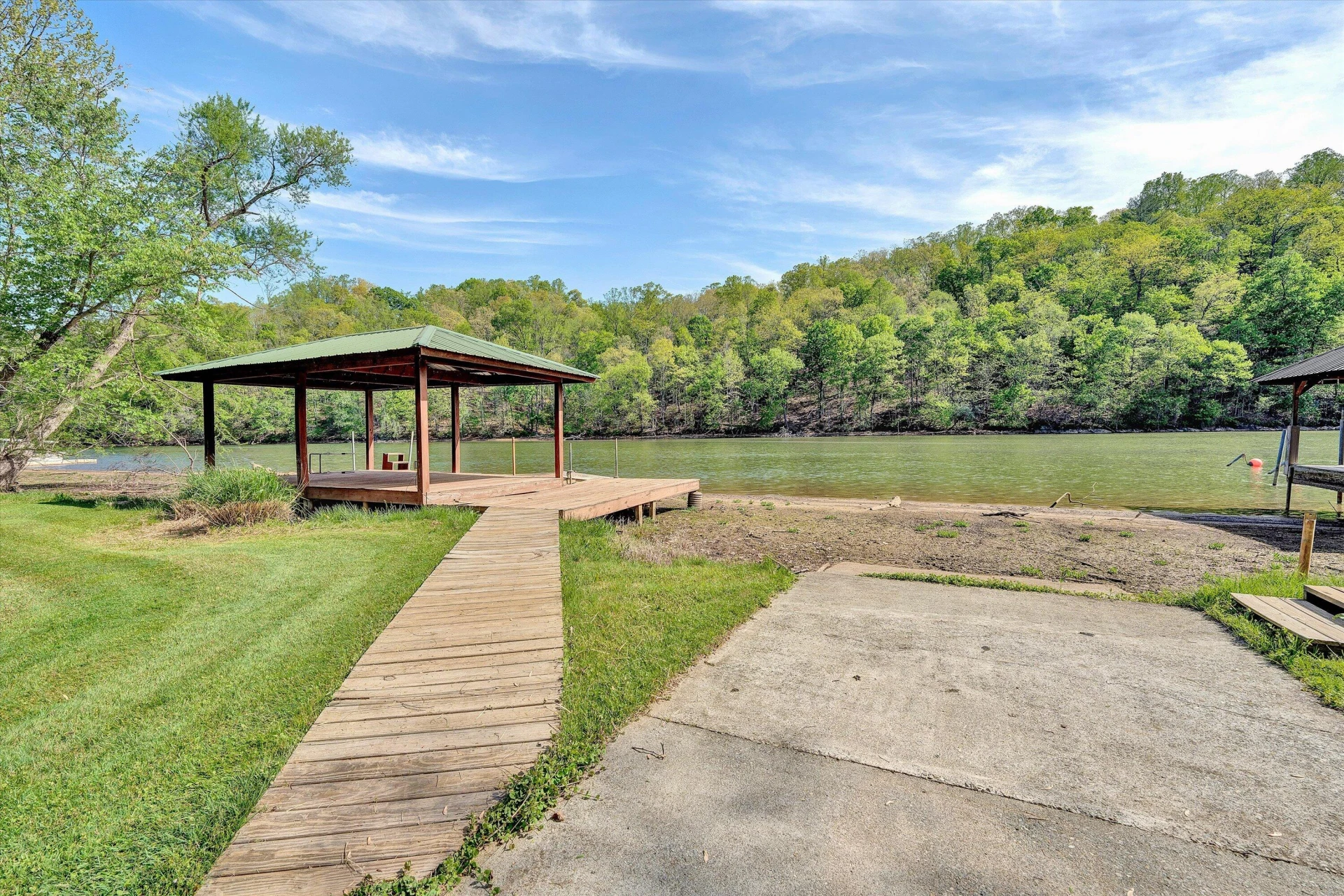 540 Lakeshore Terrace RD - Photo 64