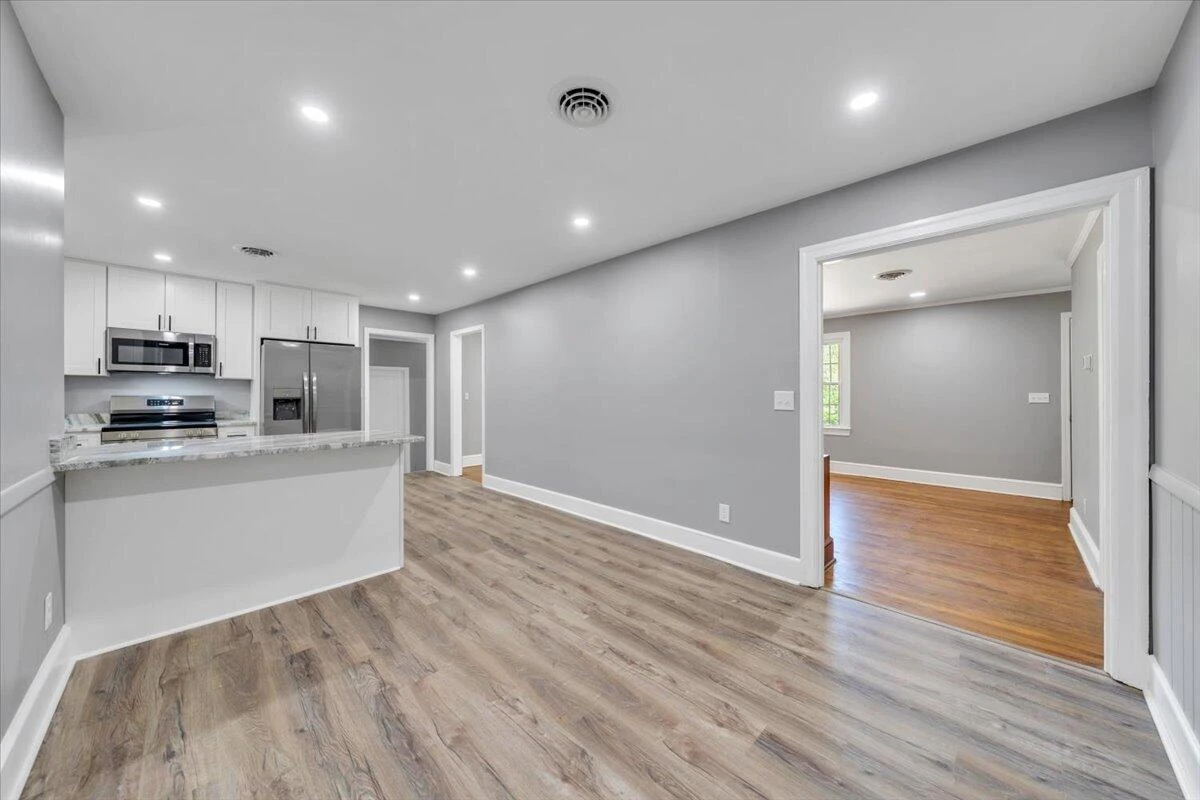 112 Frankie LN - Photo 12