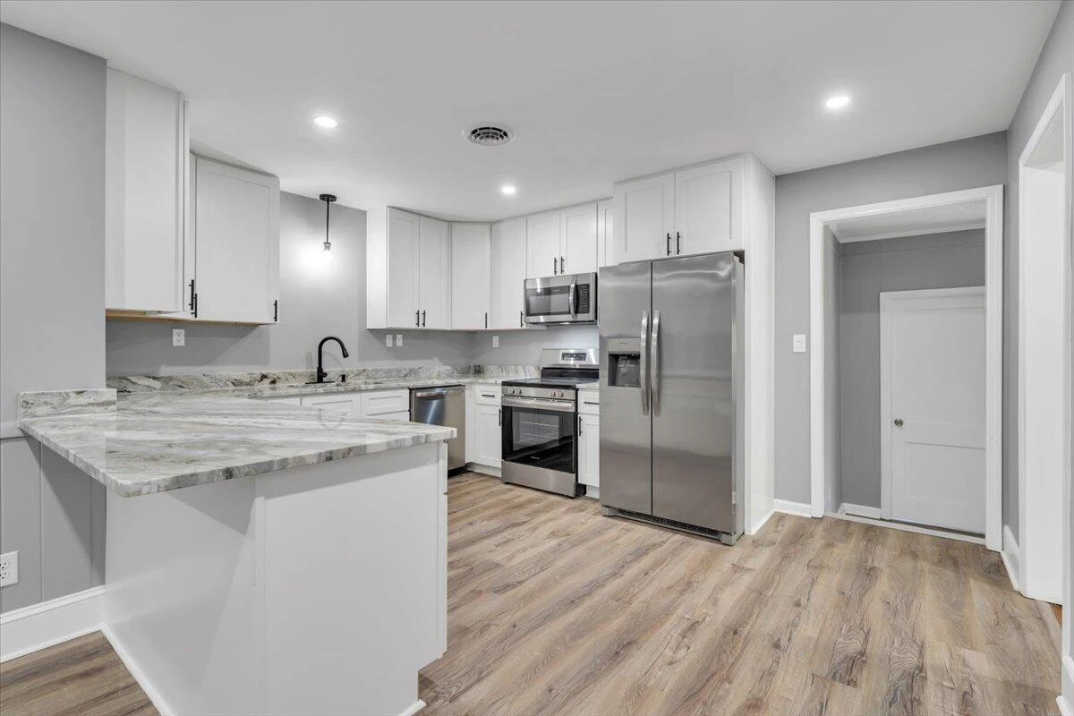 112 Frankie LN - Photo 13