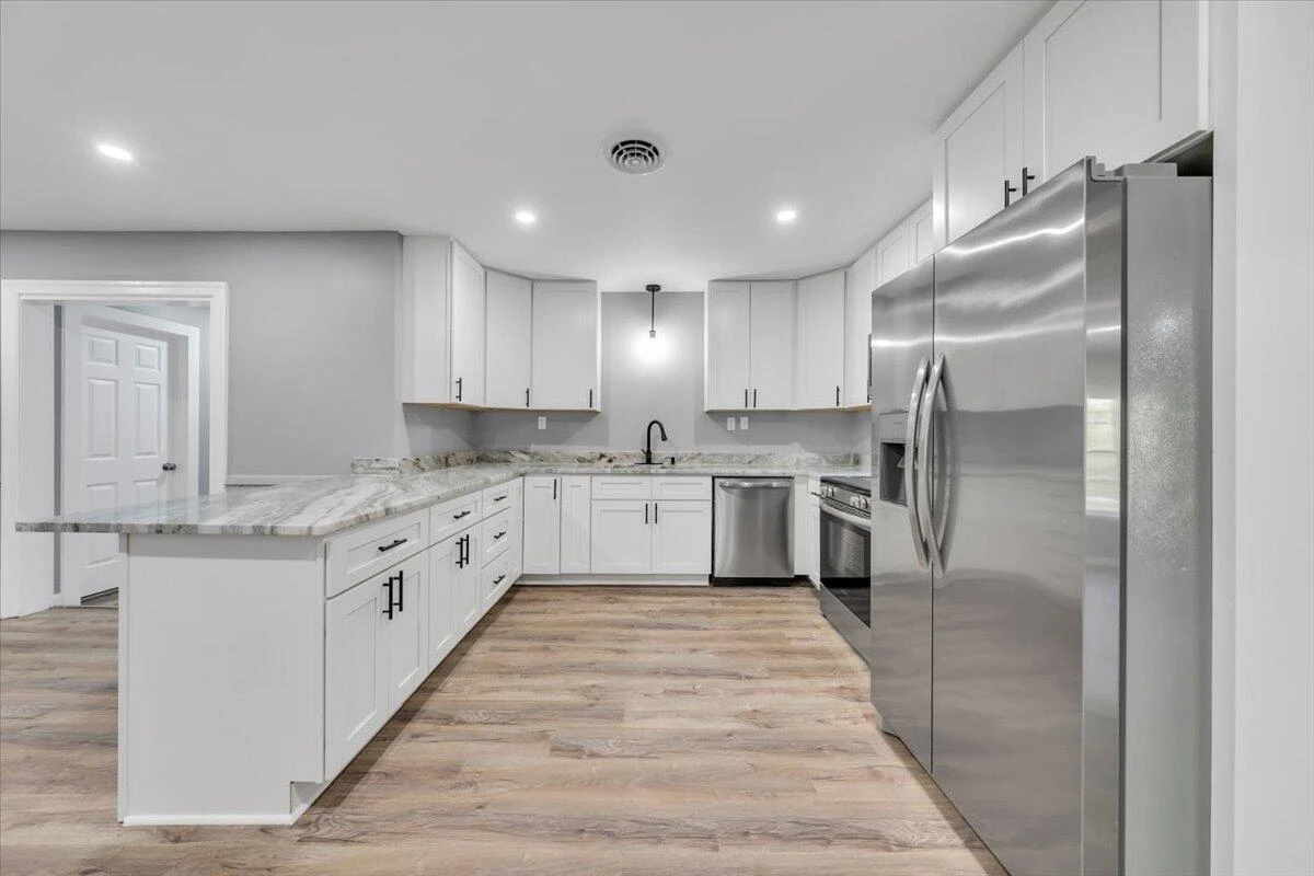 112 Frankie LN - Photo 14