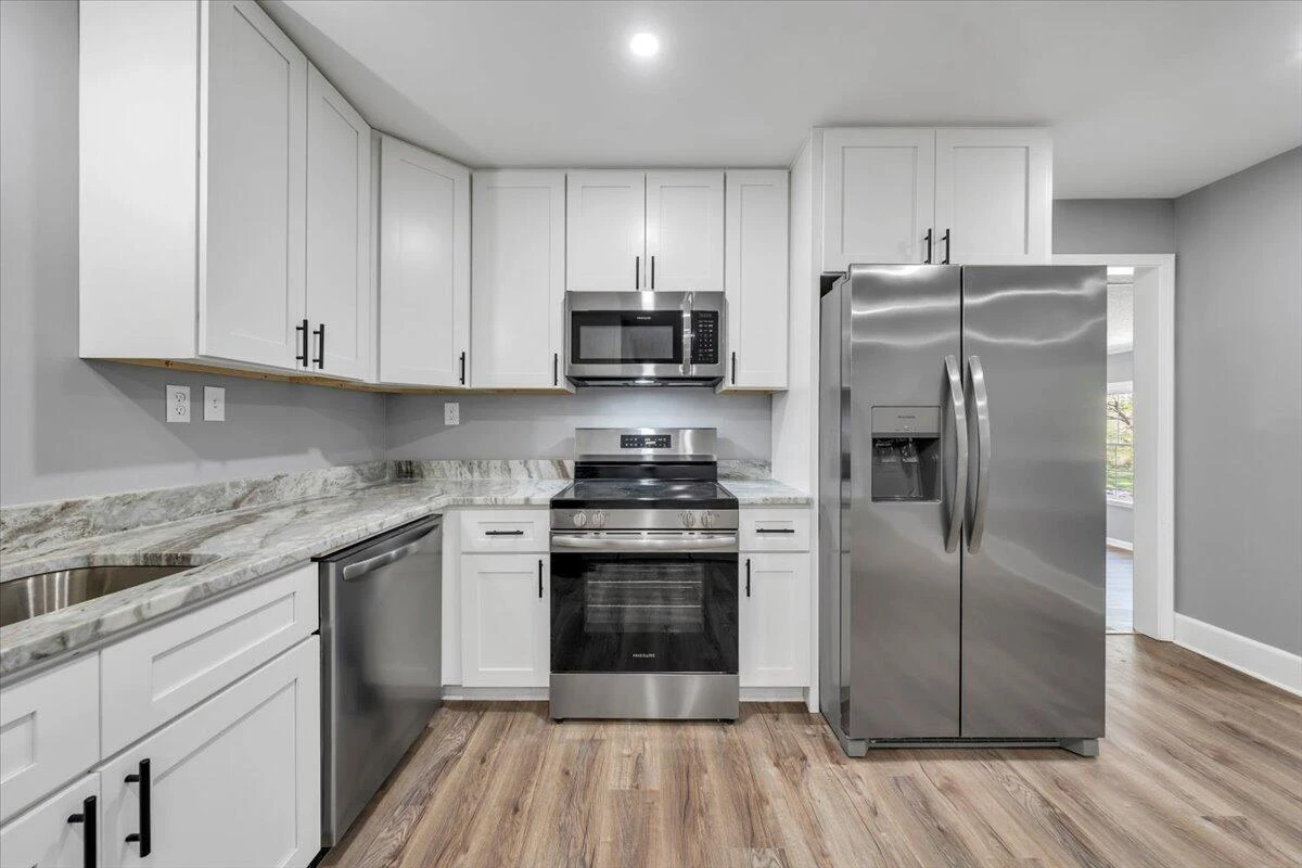 112 Frankie LN - Photo 17