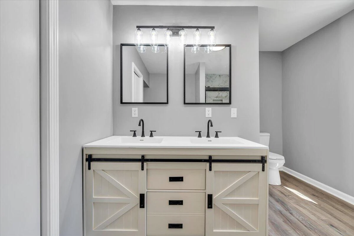 112 Frankie LN - Photo 24