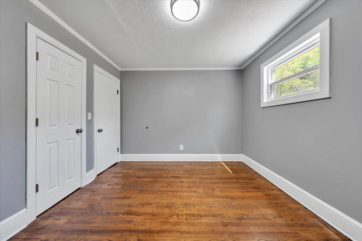112 Frankie LN - Photo 30