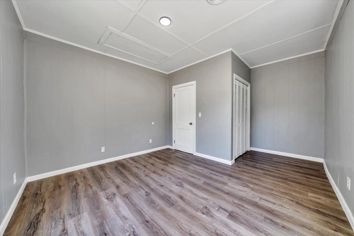 112 Frankie LN - Photo 36