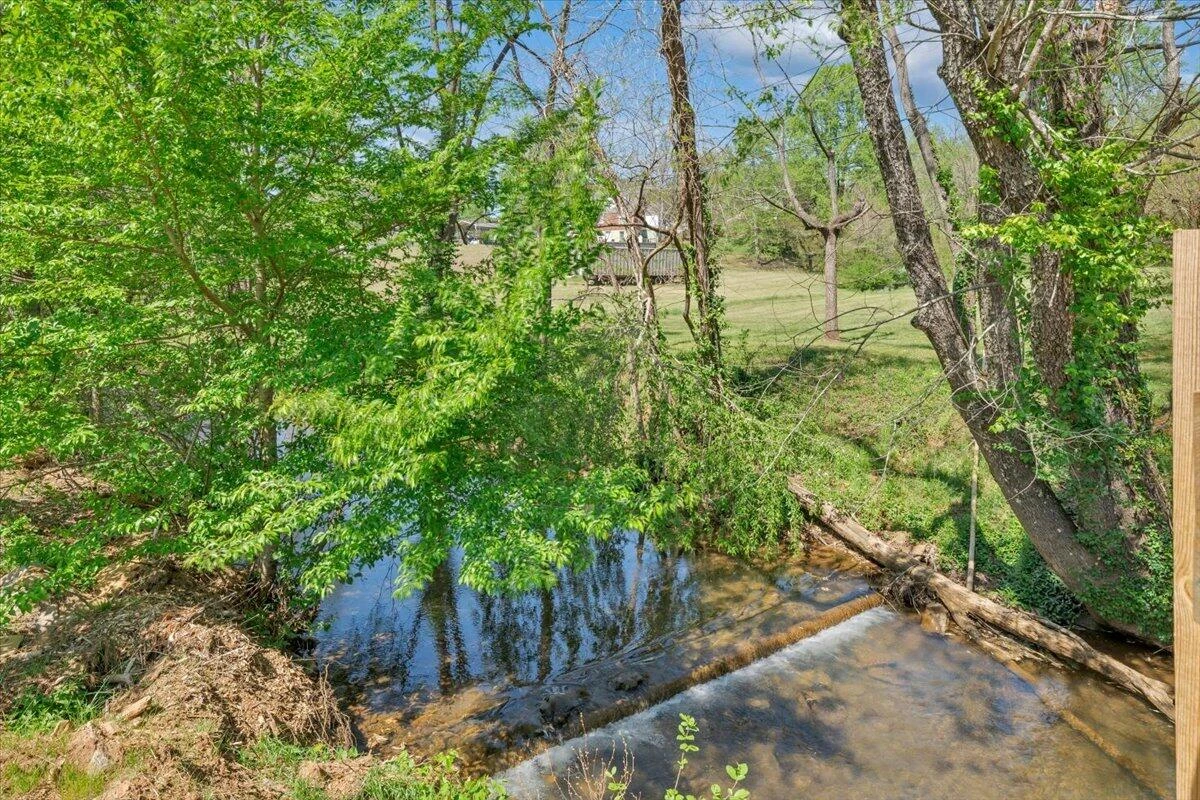 112 Frankie LN - Photo 44