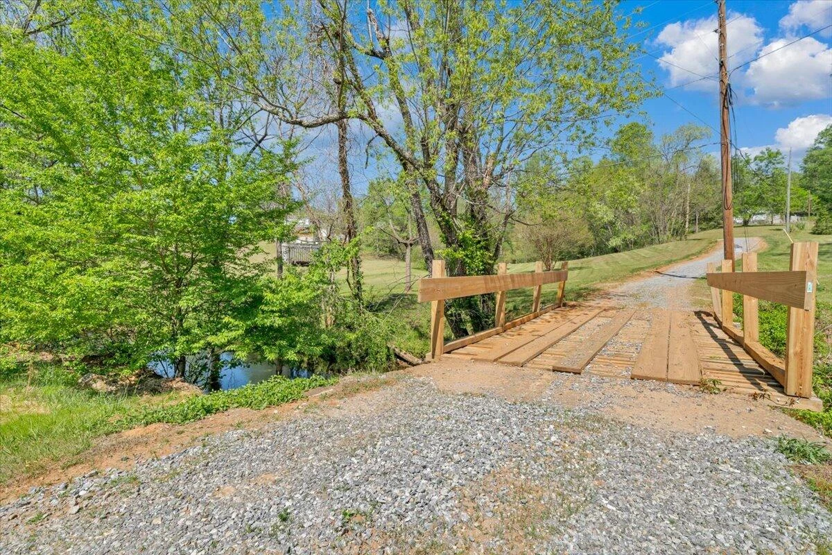112 Frankie LN - Photo 52