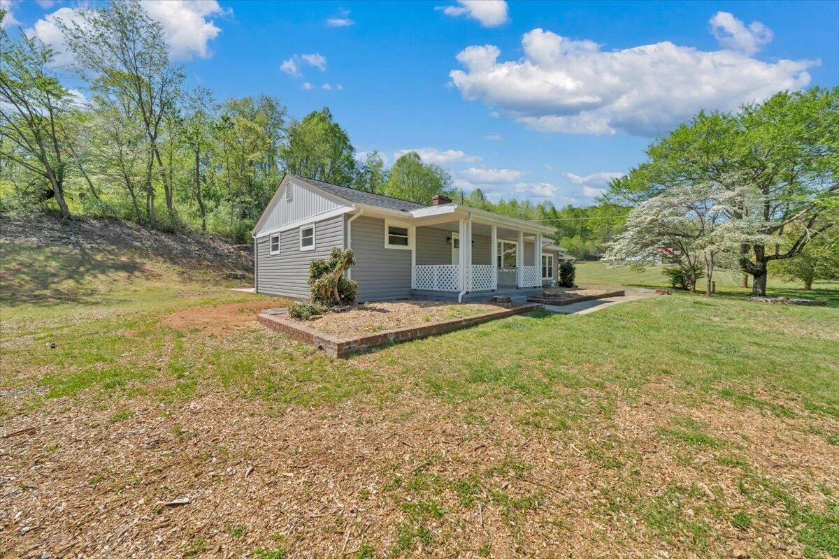 112 Frankie LN - Photo 56