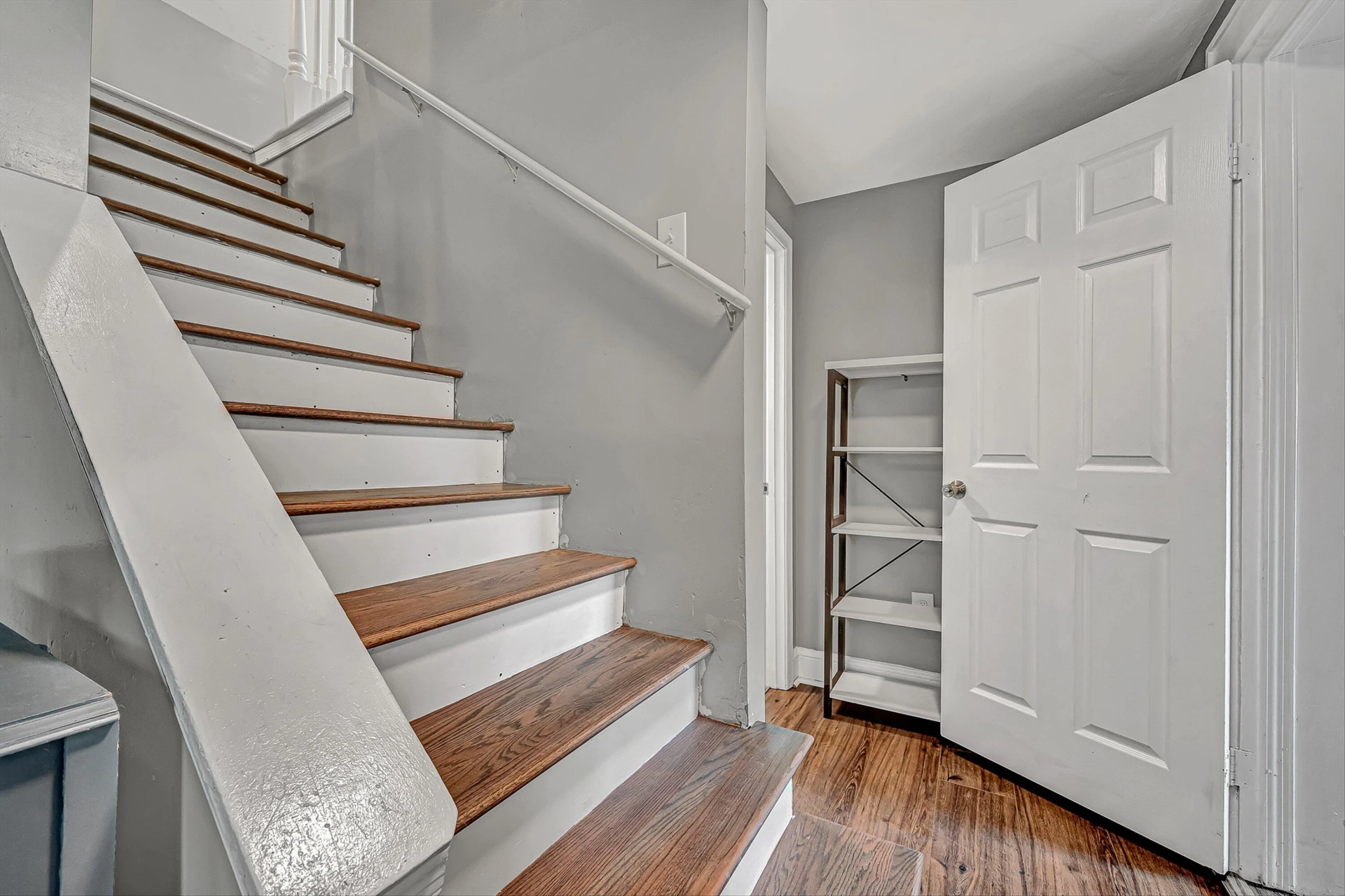 1404 10Th ST NE - Photo 16