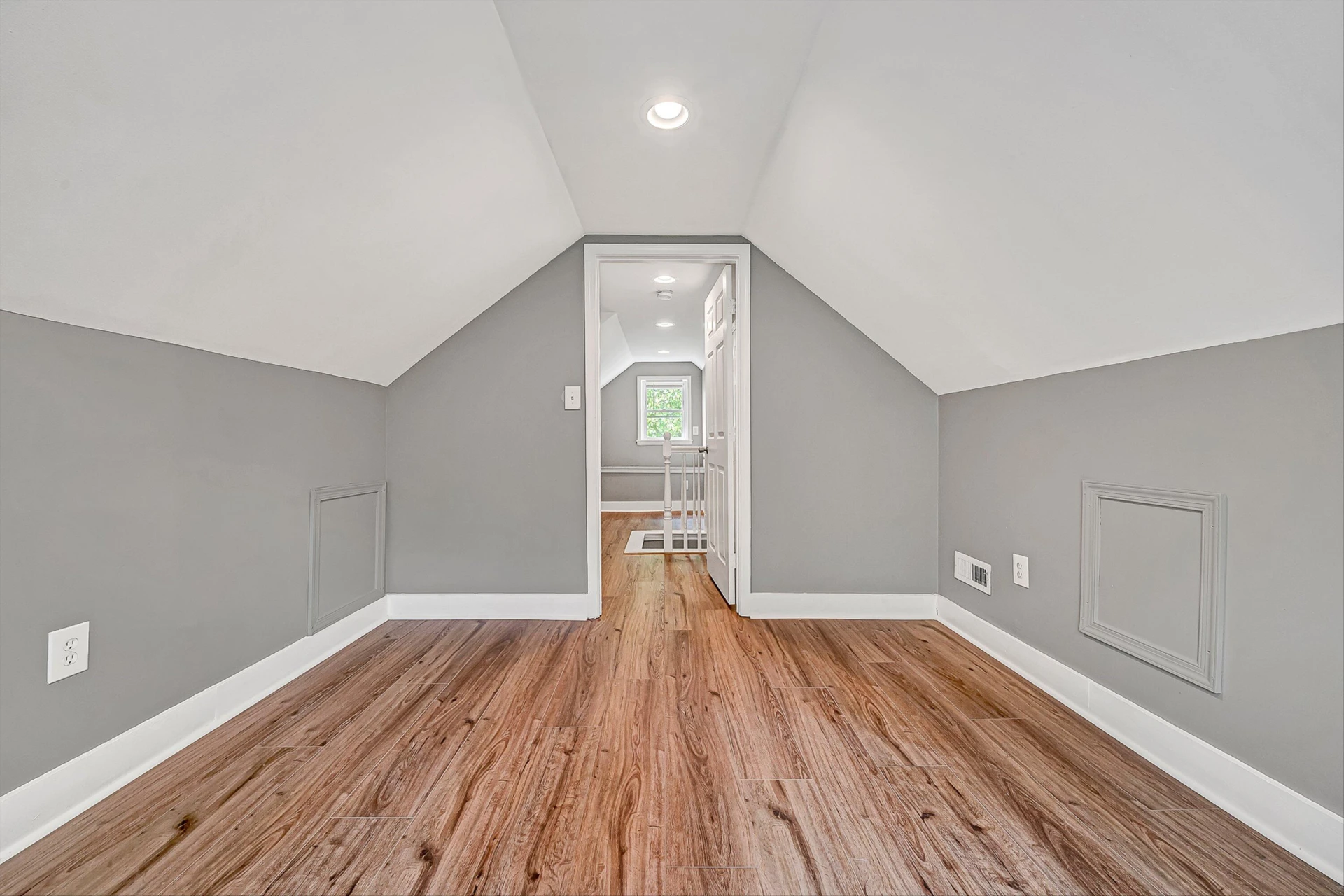 1404 10Th ST NE - Photo 23