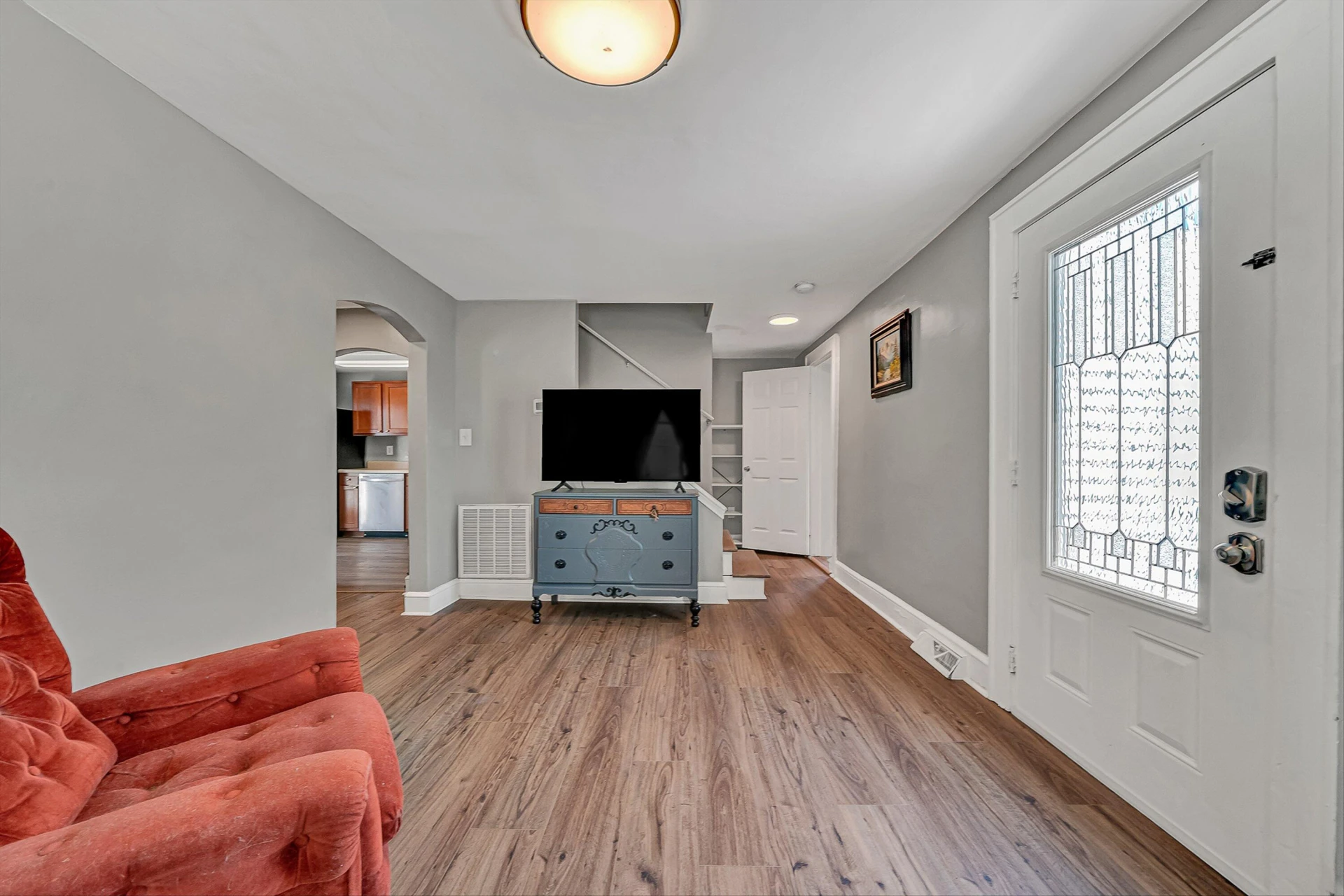 1404 10Th ST NE - Photo 5