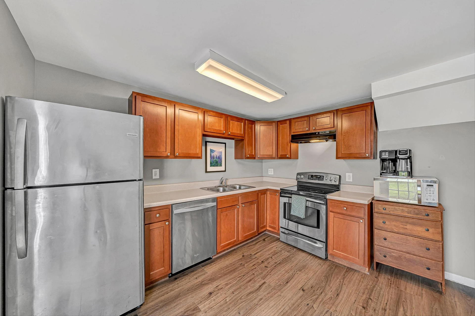 1404 10Th ST NE - Photo 6