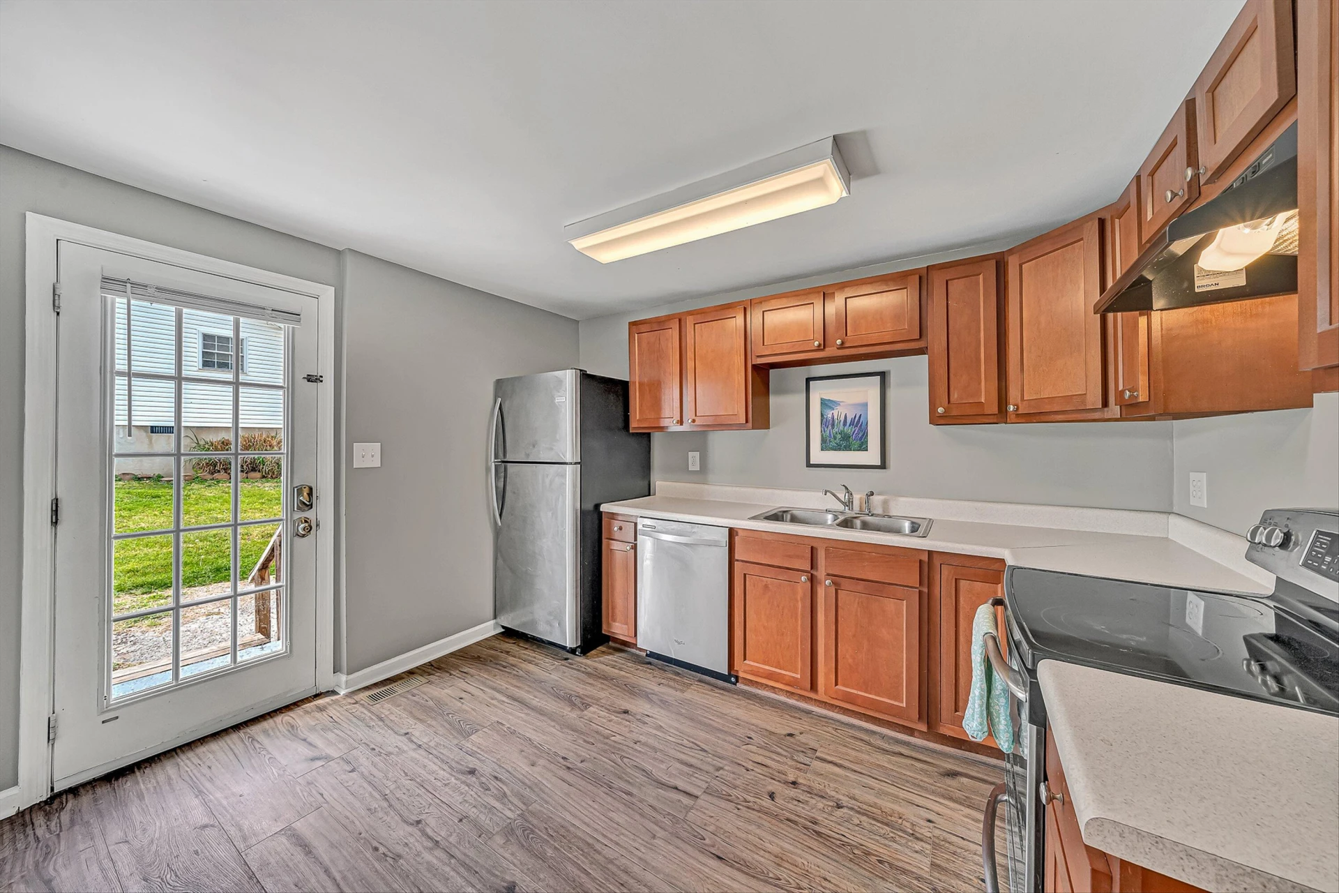 1404 10Th ST NE - Photo 8
