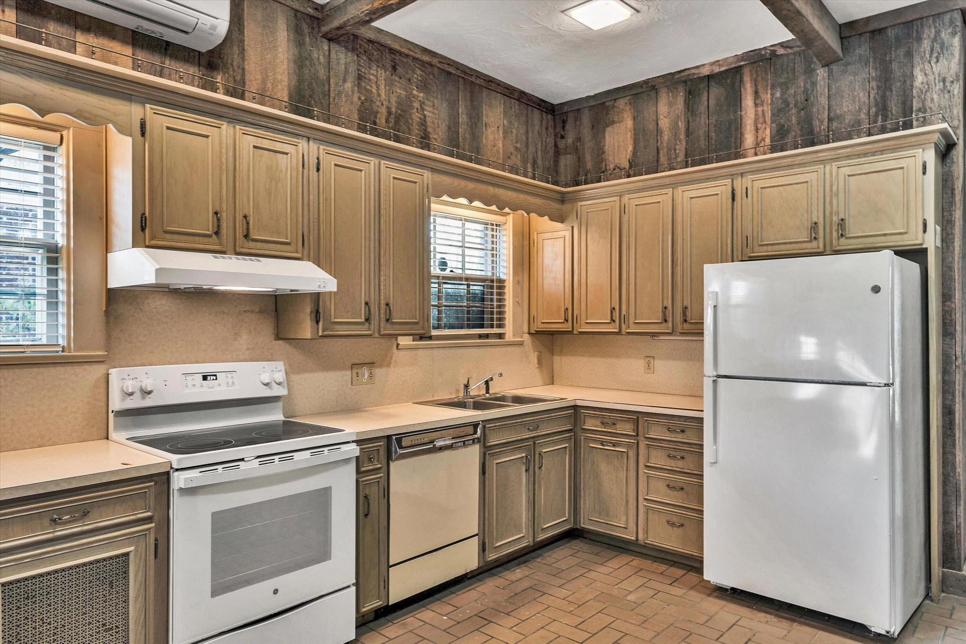 1902 Grandin RD SW - Photo 12