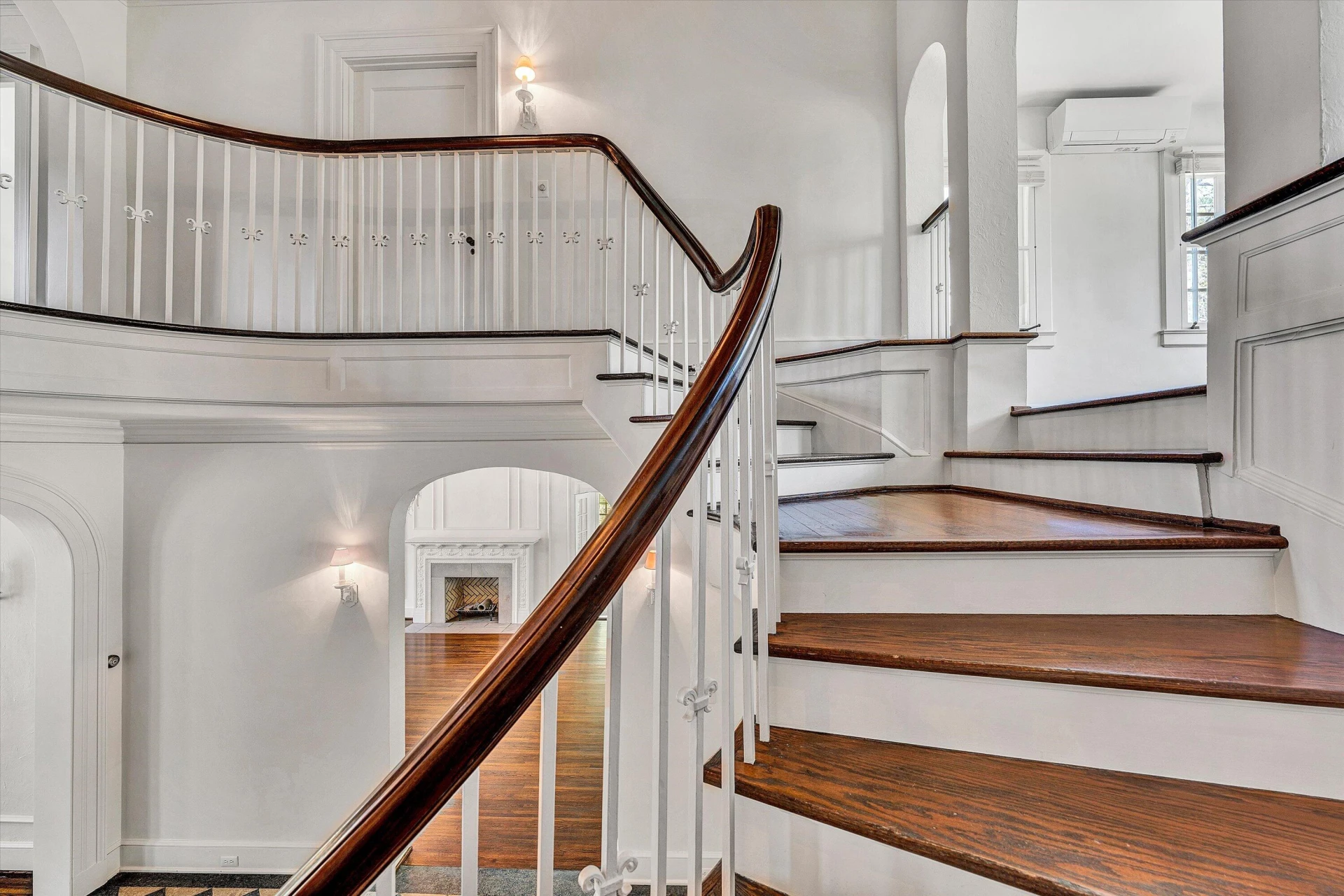 1902 Grandin RD SW - Photo 17