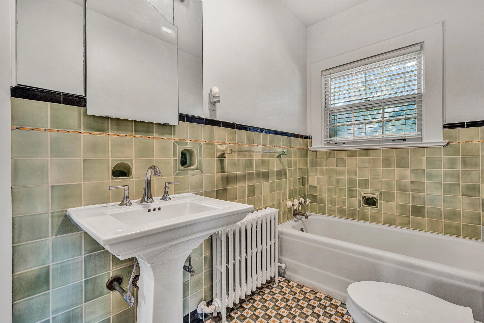 1902 Grandin RD SW - Photo 25
