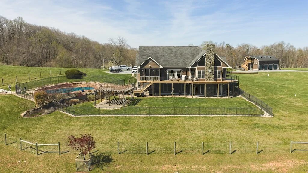 4589 Franklin Pike SE