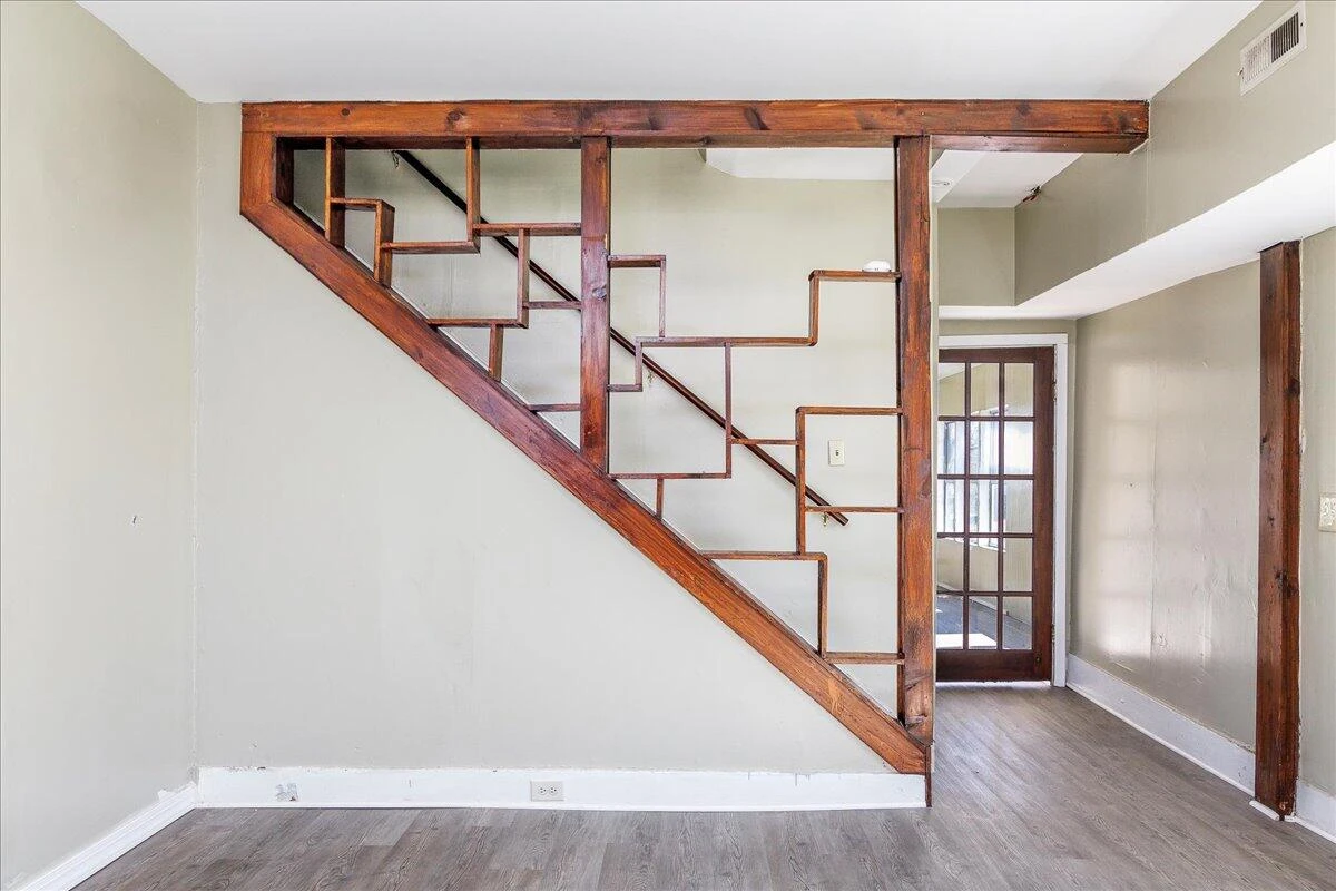 906 Front AVE - Photo 19