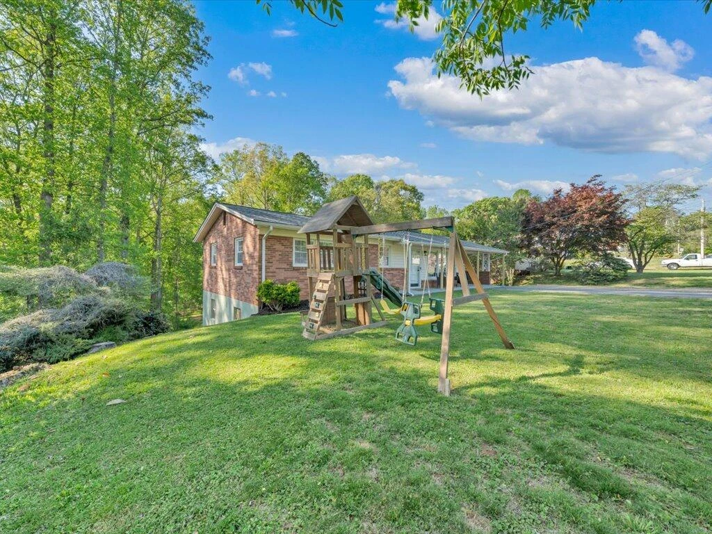 710 Druid LN - Photo 36