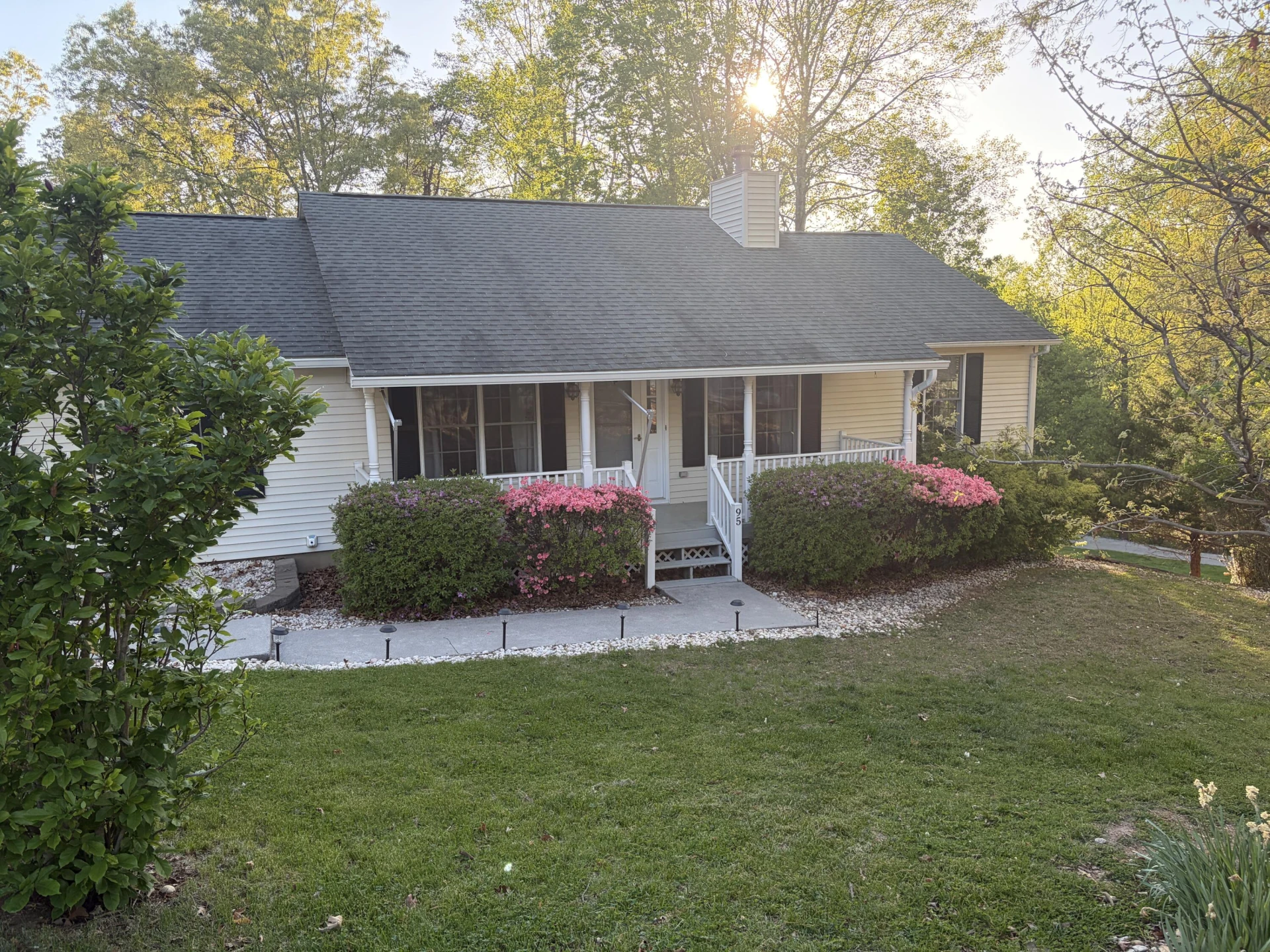 95 Indian Pointe DR - Photo 2