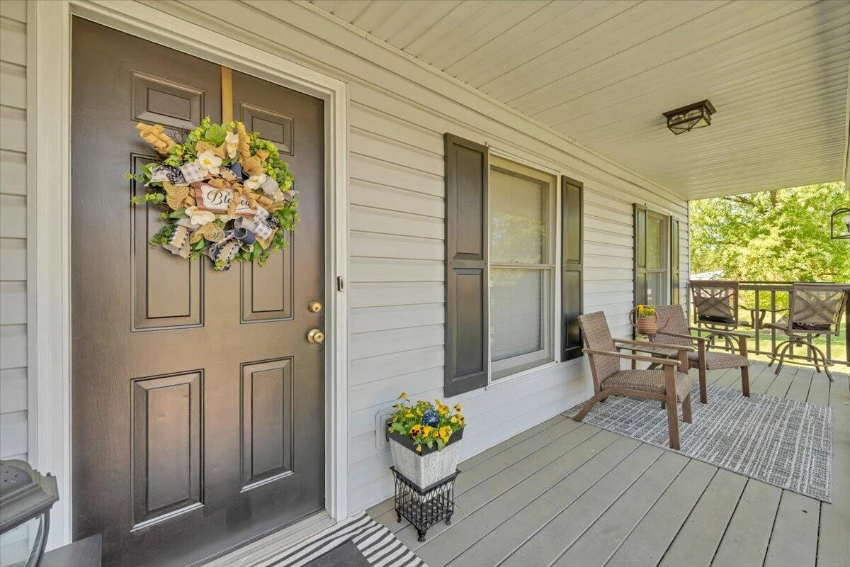 728 HARRISON AVE - Photo 3