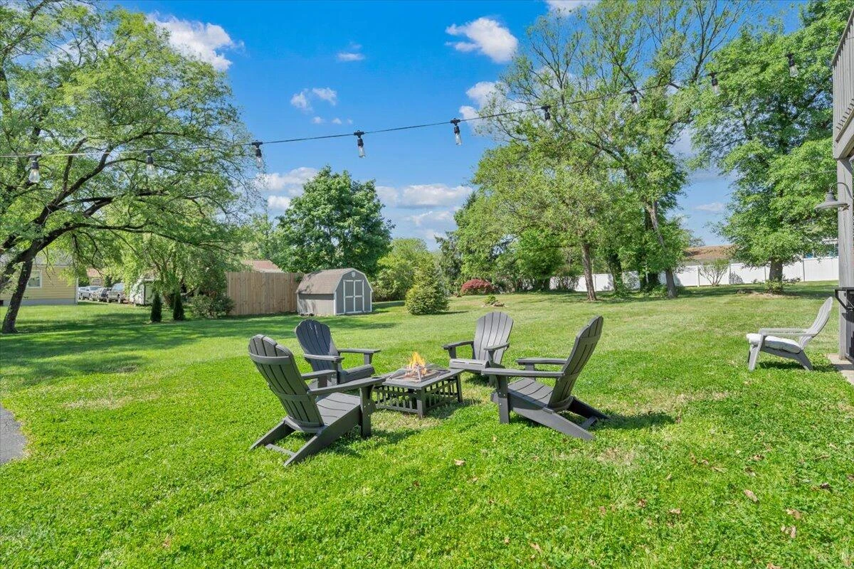 728 HARRISON AVE - Photo 43
