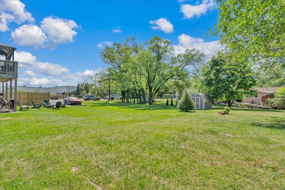 728 HARRISON AVE - Photo 45