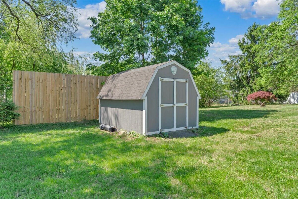 728 HARRISON AVE - Photo 46